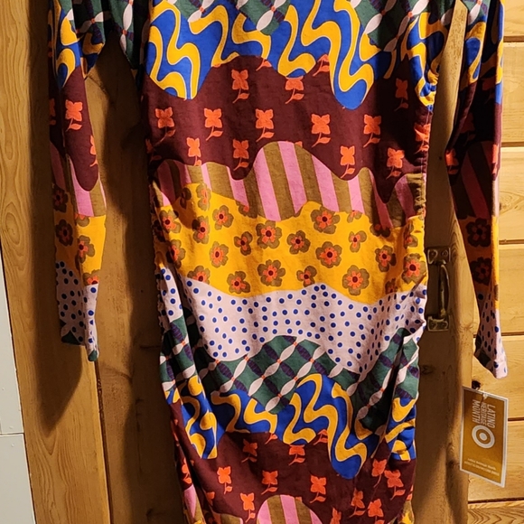 NWT.. women's maxi style dress - Picture 5 of 10